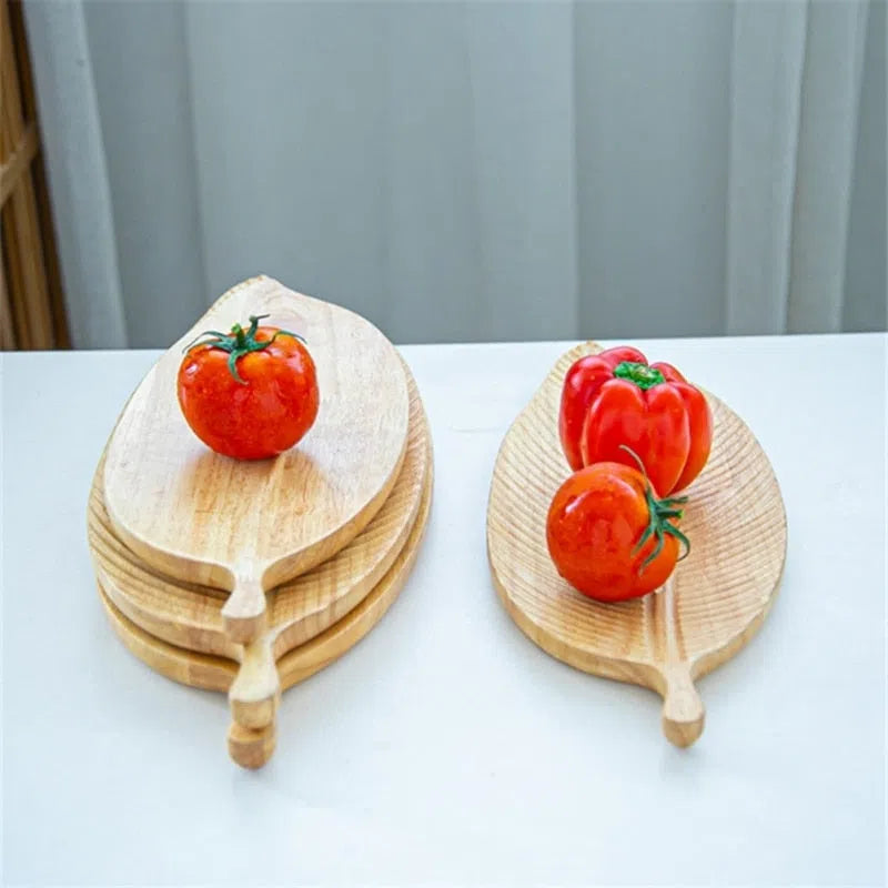 Bandeja em Madeira de Nogueira Modelo Folhagem-Kasamô