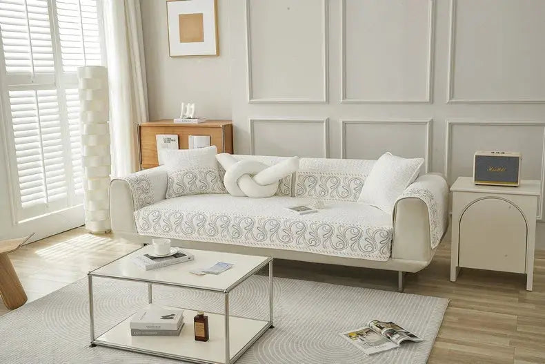 Capa de Sofá de Algodão Bordado