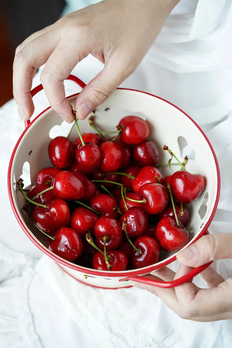 Cesta de Metal com Corações Vazados-Kasamô