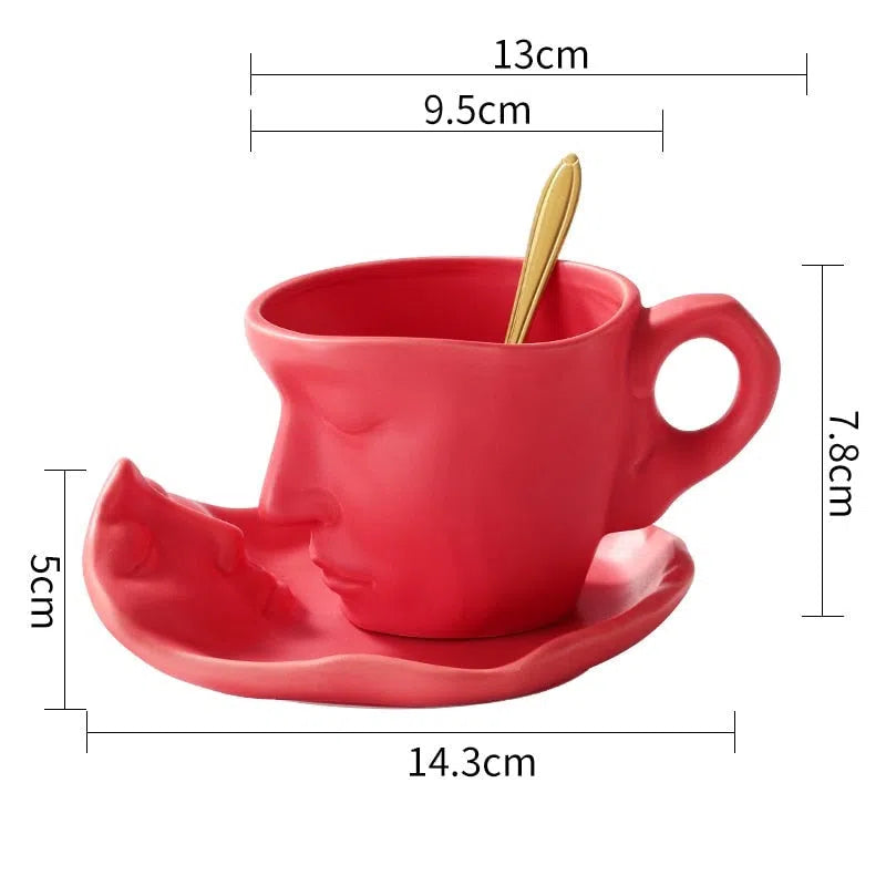 Conjunto Xícara + Pires - O Beijo-Kasamô