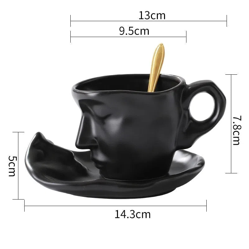 Conjunto Xícara + Pires - O Beijo-Kasamô