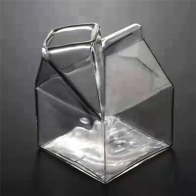 Copo/Jarra em Formato de Caixa de Leite em Vidro-Kasamô