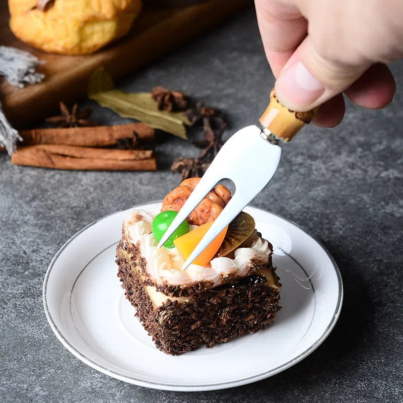 Kit de Cortador para Queijos em Aço Inox e Cabo em Bambu - 04 Peças-Kasamô