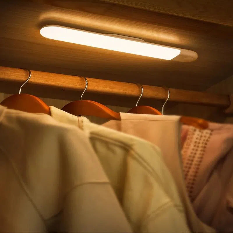 Luminária de Led Inteligente com Sensor de Movimento - Urbane Led-Kasamô