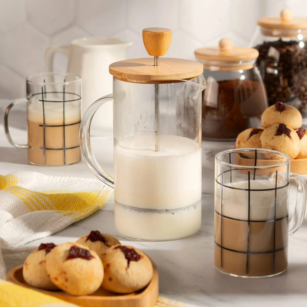 Cafeteira Prensa Francesa de Vidro Borossilicato com Tampa de Bambu - Kasamô