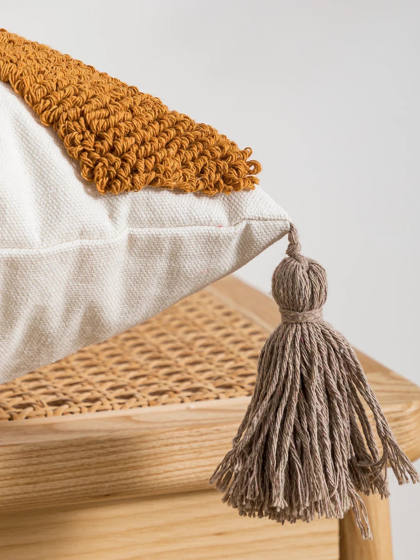 Capa de almofada serie Faixa Geométrica em Algodão boêmio Bordado