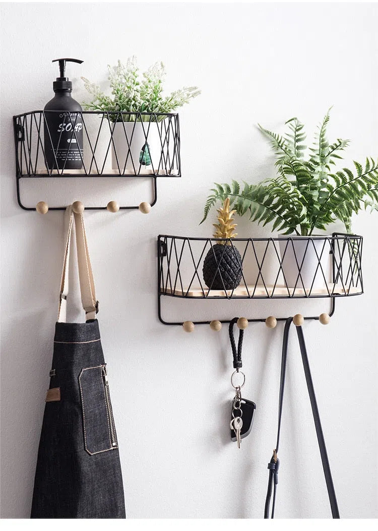 Suporte de Parede com Ganchos e Cesto Organizador-Kasamô