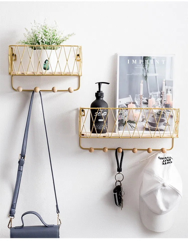 Suporte de Parede com Ganchos e Cesto Organizador-Kasamô