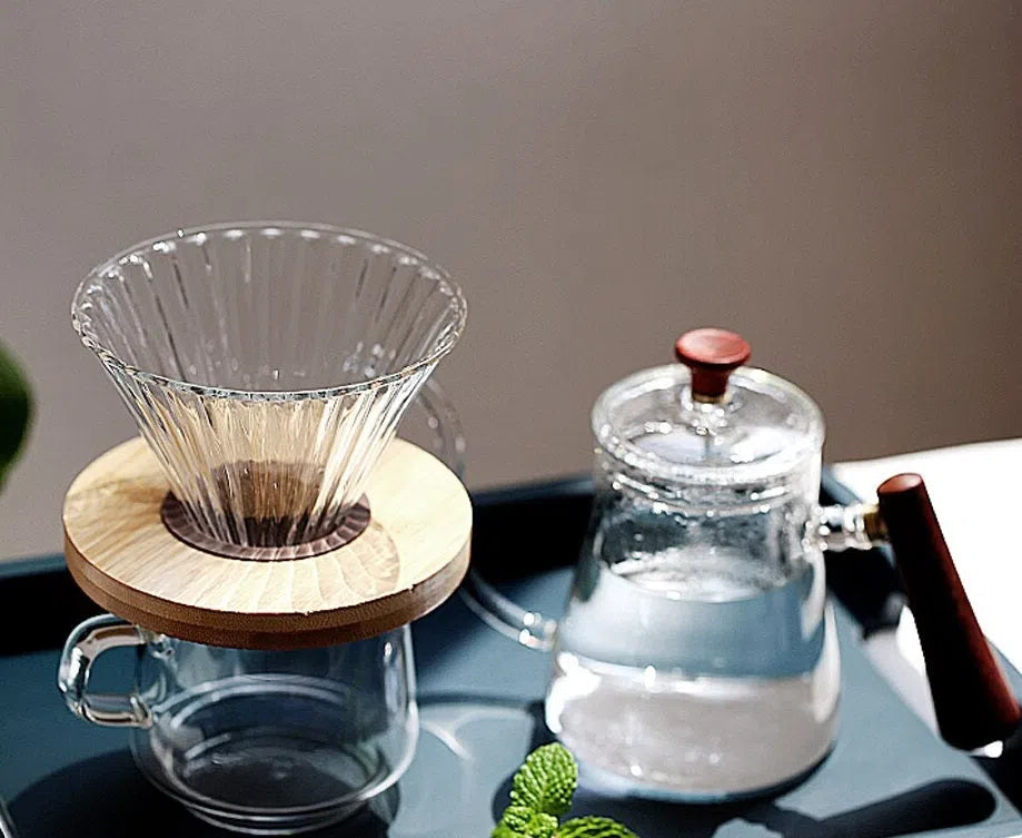 Suporte para Filtro de Café V60 em Vidro e Madeira Oliva - Coleção Rainbow-Kasamô