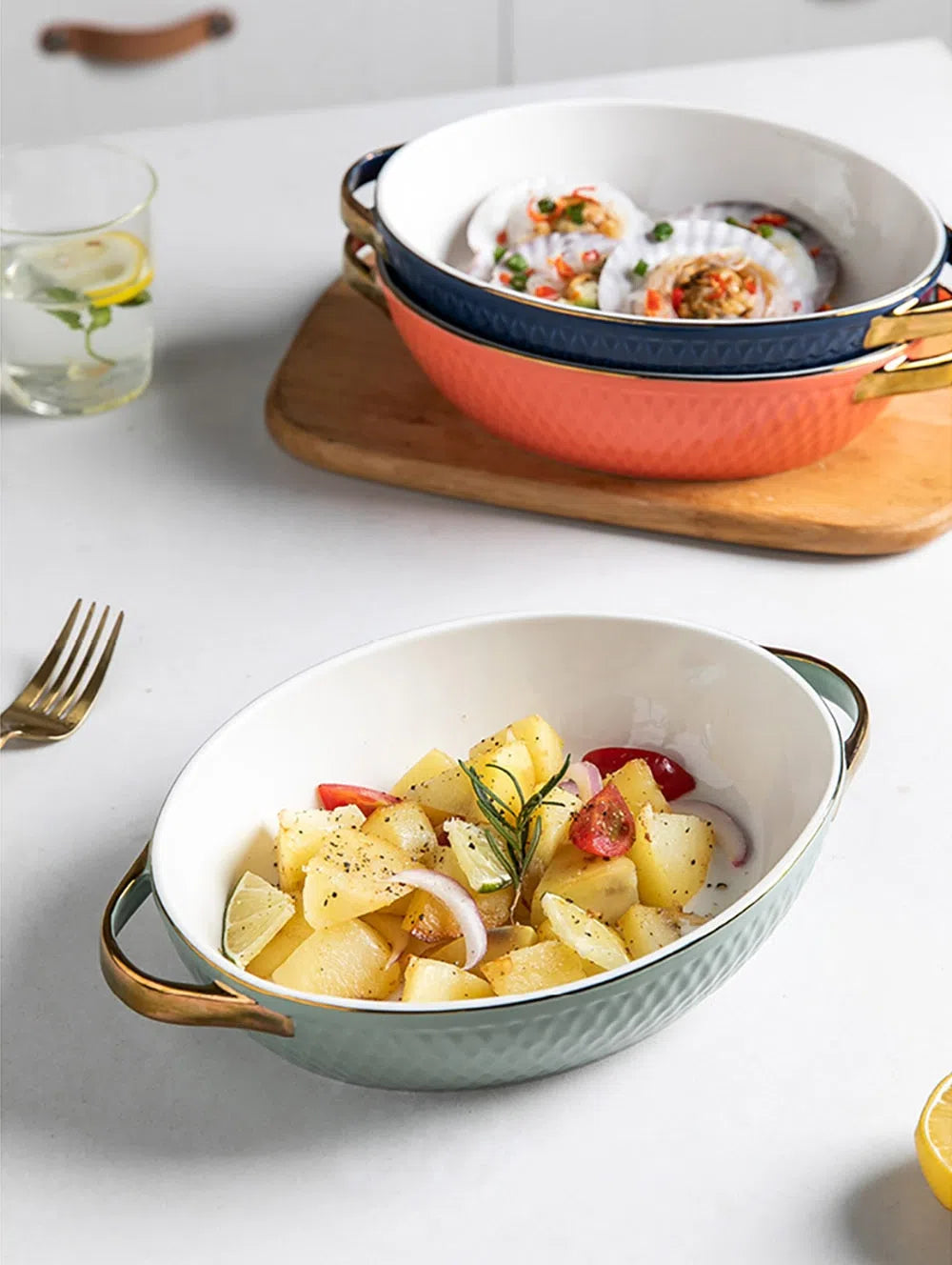 Travessa de Cerâmica Francesa com Alças Douradas-Kasamô