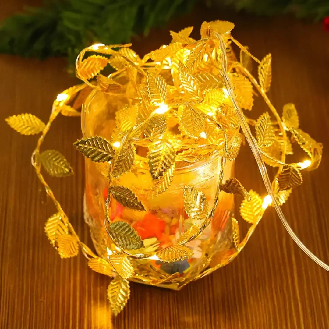 Trepadeira Artificial Folhas de Ouro com Luz de Led Kasadecor-Kasamô