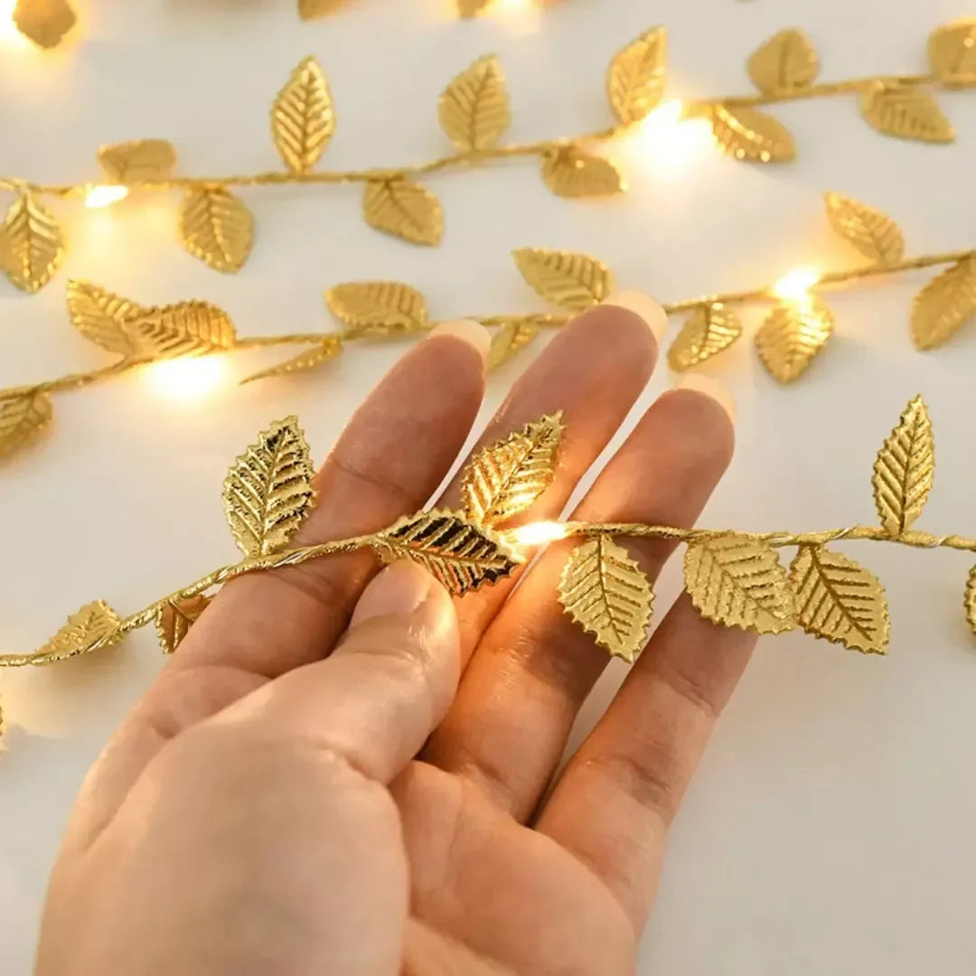 Trepadeira Artificial Folhas de Ouro com Luz de Led Kasadecor-Kasamô
