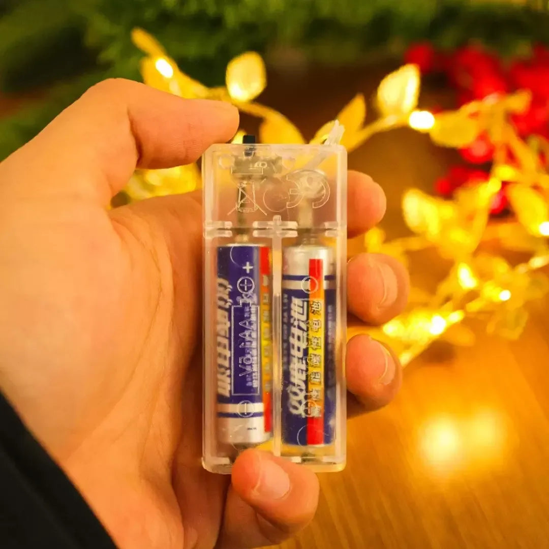 Trepadeira Artificial Folhas de Ouro com Luz de Led Kasadecor-Kasamô