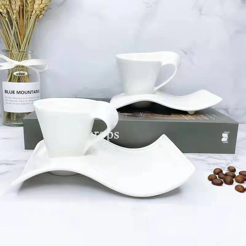 Xícara de Cerâmica e Pires em Formato de Onda - 300ml-Kasamô