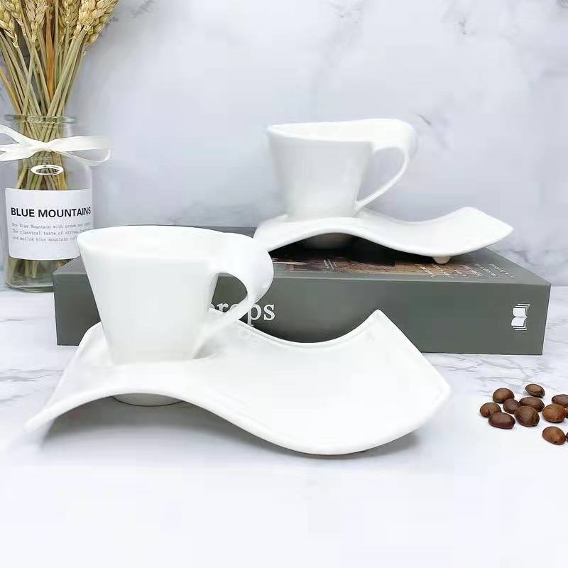 Xícara de Cerâmica e Pires em Formato de Onda - 300ml-Kasamô