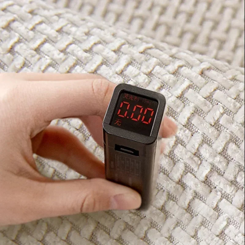 Capa para Sofá Chenille Antiderrapante com Bordado Branco