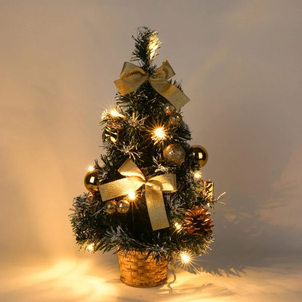 Mini árvore de Natal Led com Enfeites e Agulhas de Pinheiro Kasamô