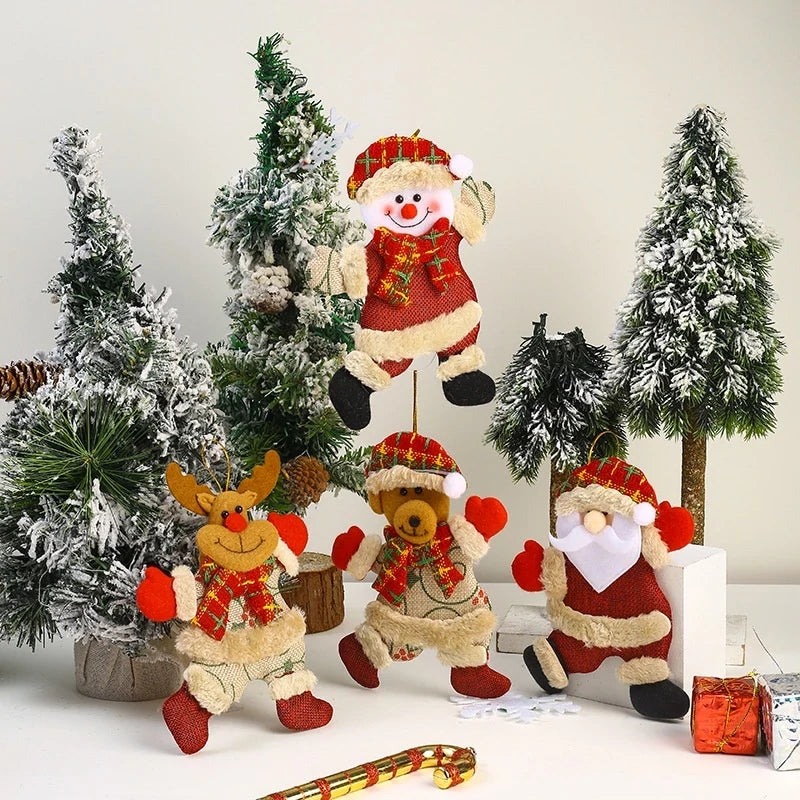 Kit com 8 Enfeites Natalinos em Tecido – Papai Noel, Rena, Boneco de Neve e Urso para Árvore de Natal Kasamô