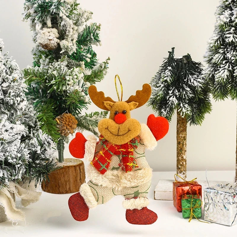 Kit com 8 Enfeites Natalinos em Tecido – Papai Noel, Rena, Boneco de Neve e Urso para Árvore de Natal Kasamô