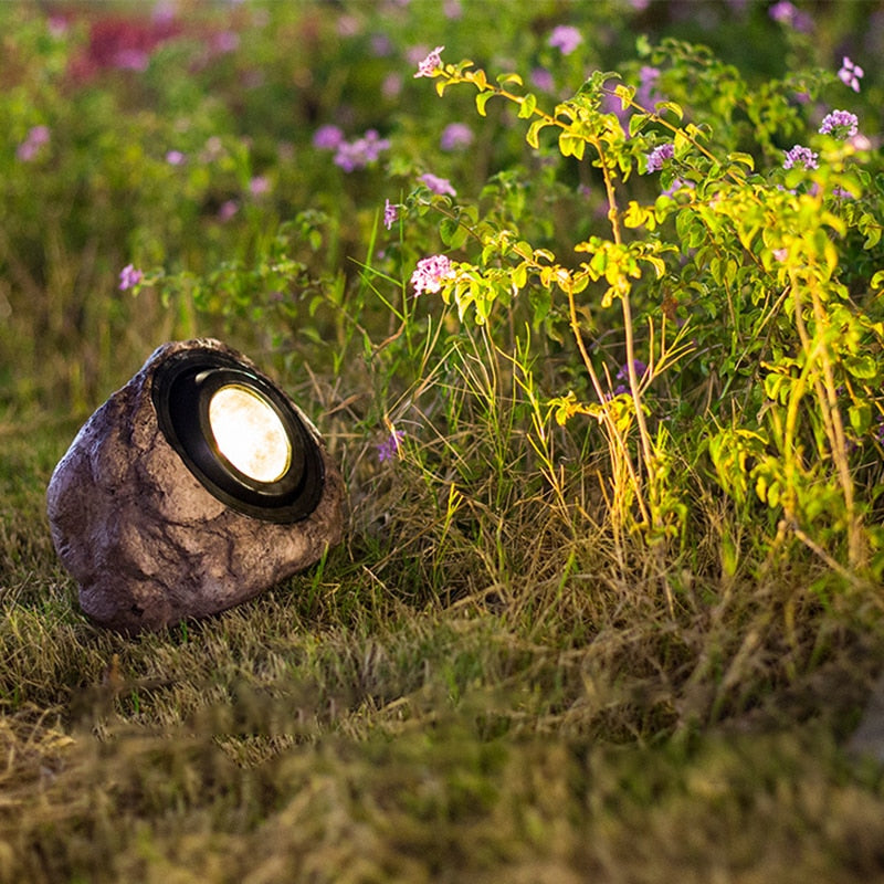 Luminária de Led Solar para Jardim À Prova d'água - Urbane Rocks