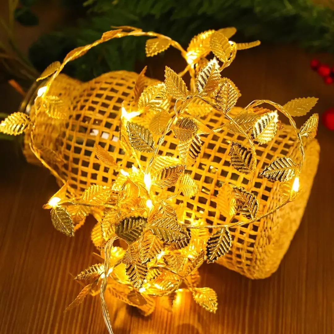 Trepadeira Artificial Folhas de Ouro com Luz de Led Kasadecor-Kasamô