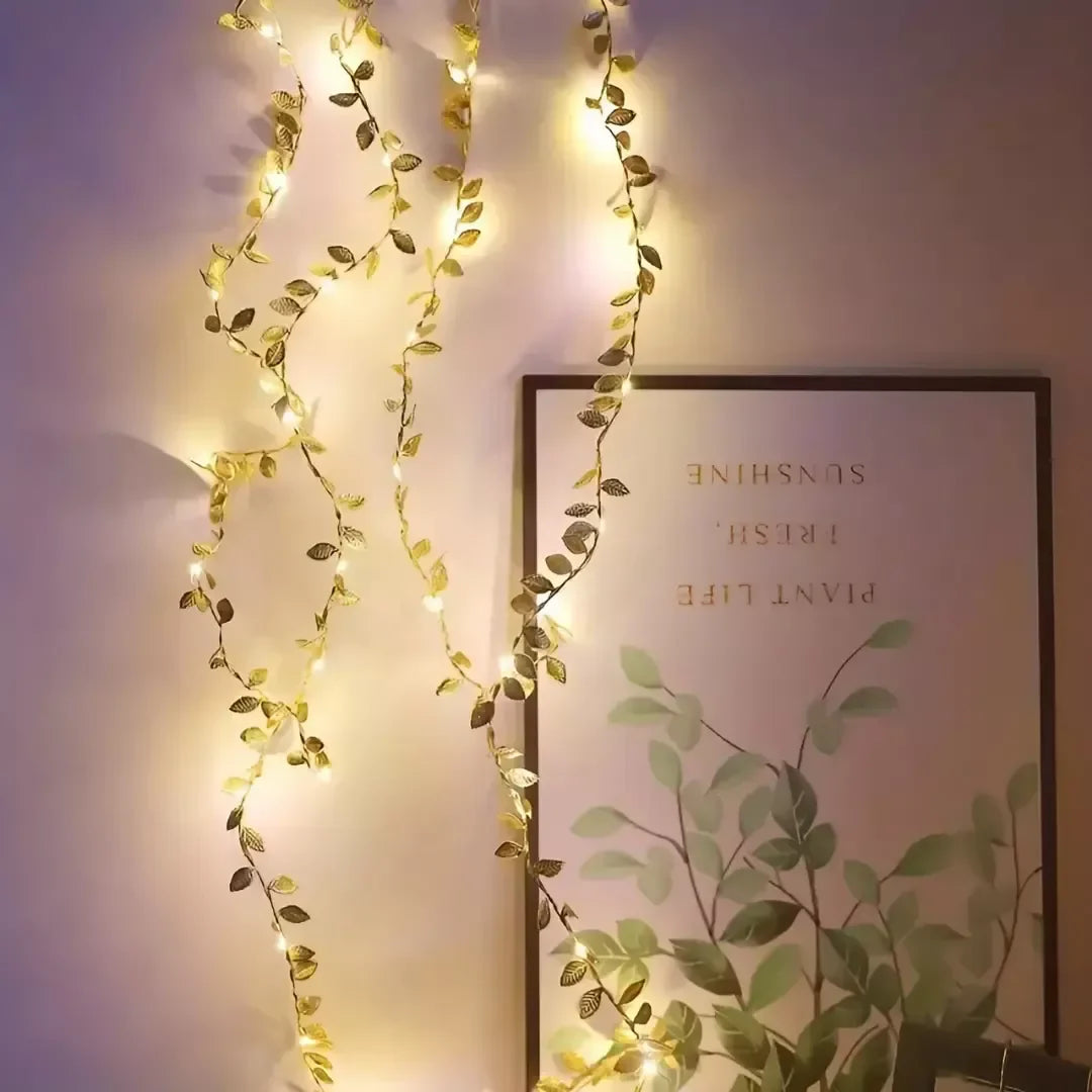 Trepadeira Artificial Folhas de Ouro com Luz de Led Kasadecor-Kasamô