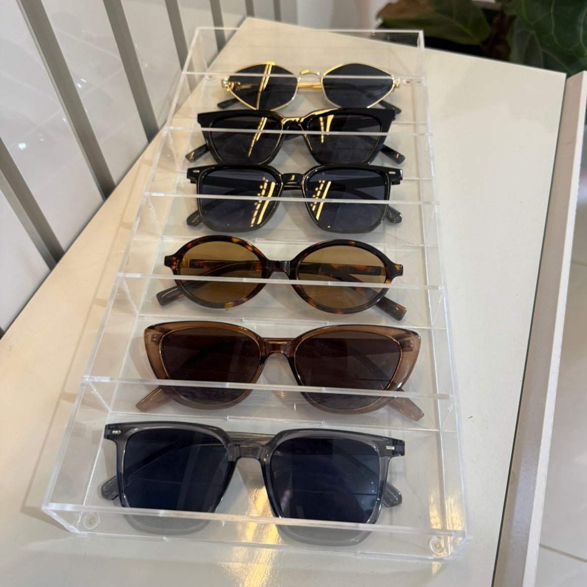 Organizador de Óculos em Acrílico Transparente – 6 Compartimentos Premium