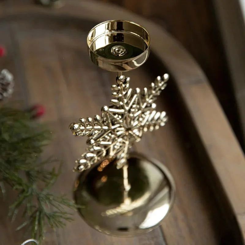 Castiçal de Ferro Dourado com Estrela e Rena Decoração Natal Kasamô
