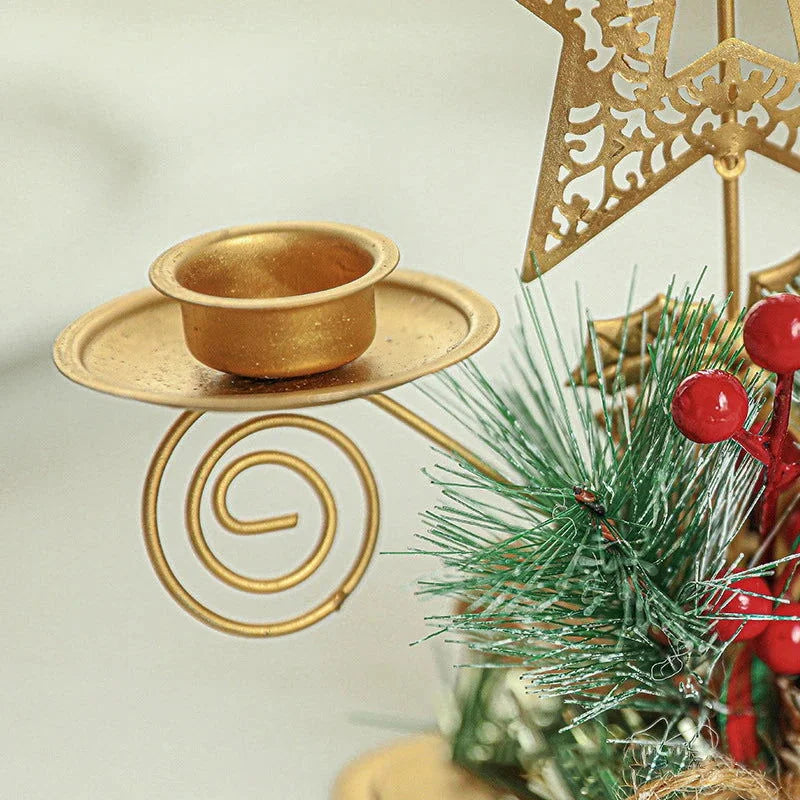 Castiçal de Ferro Dourado com Papai Noel e Rena Decoração Natal Kasamô