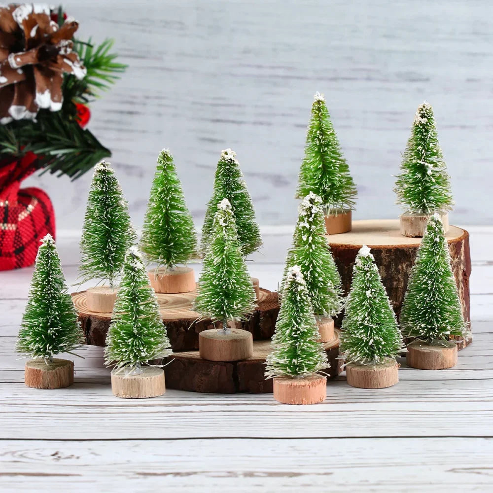 Conjunto Mini árvores de Natal em Pinheiro para Decoração Kasamô